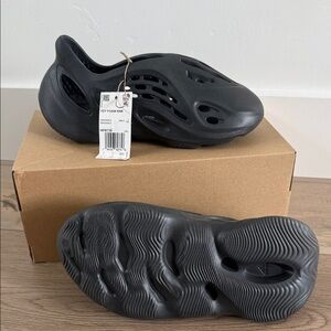 Black Yeezy Foam Runner Shoes